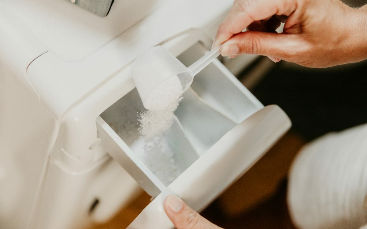 Vaskepulver i maskin. FOTO