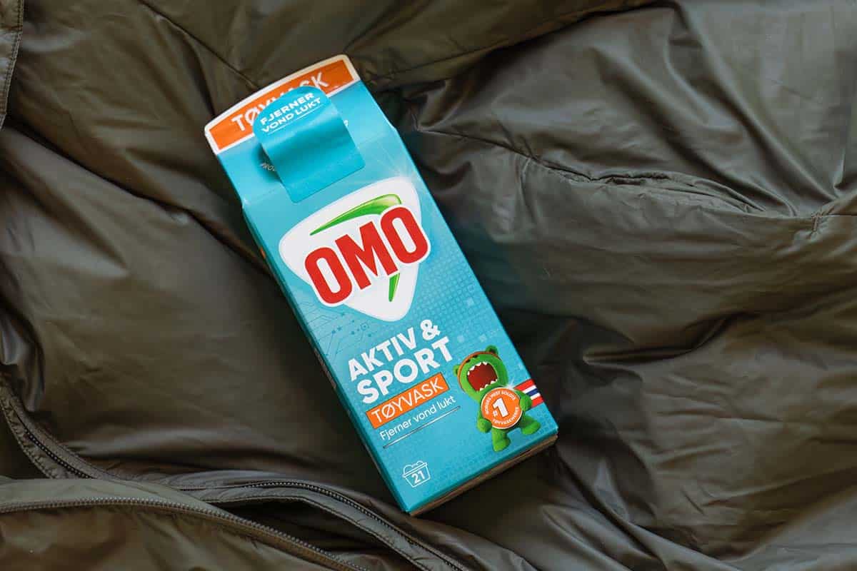 Vask syntetiske klær med OMO Aktiv & Sport.