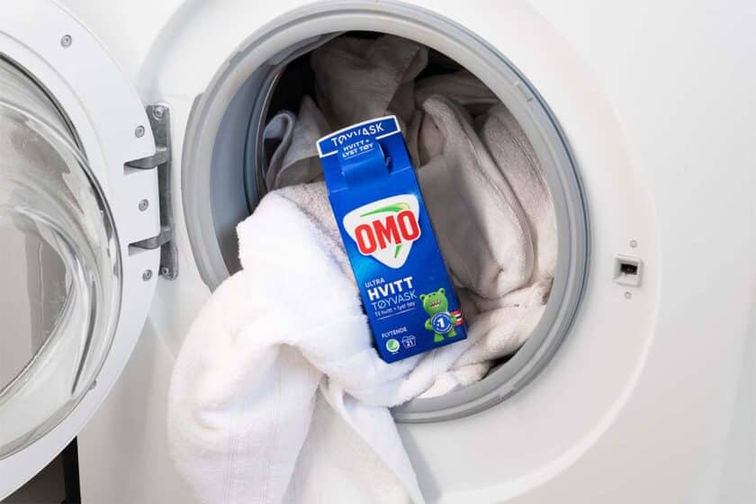 Vaske håndklær med OMO.