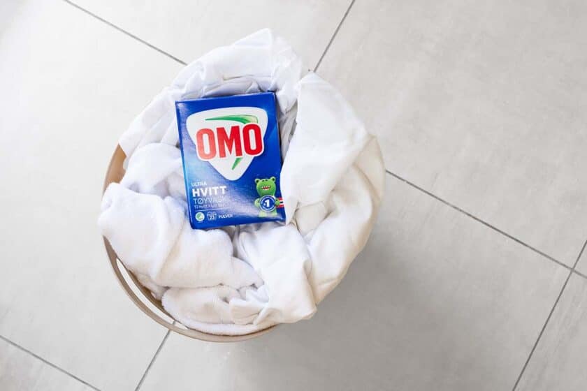 Vaske skjorter med OMO.